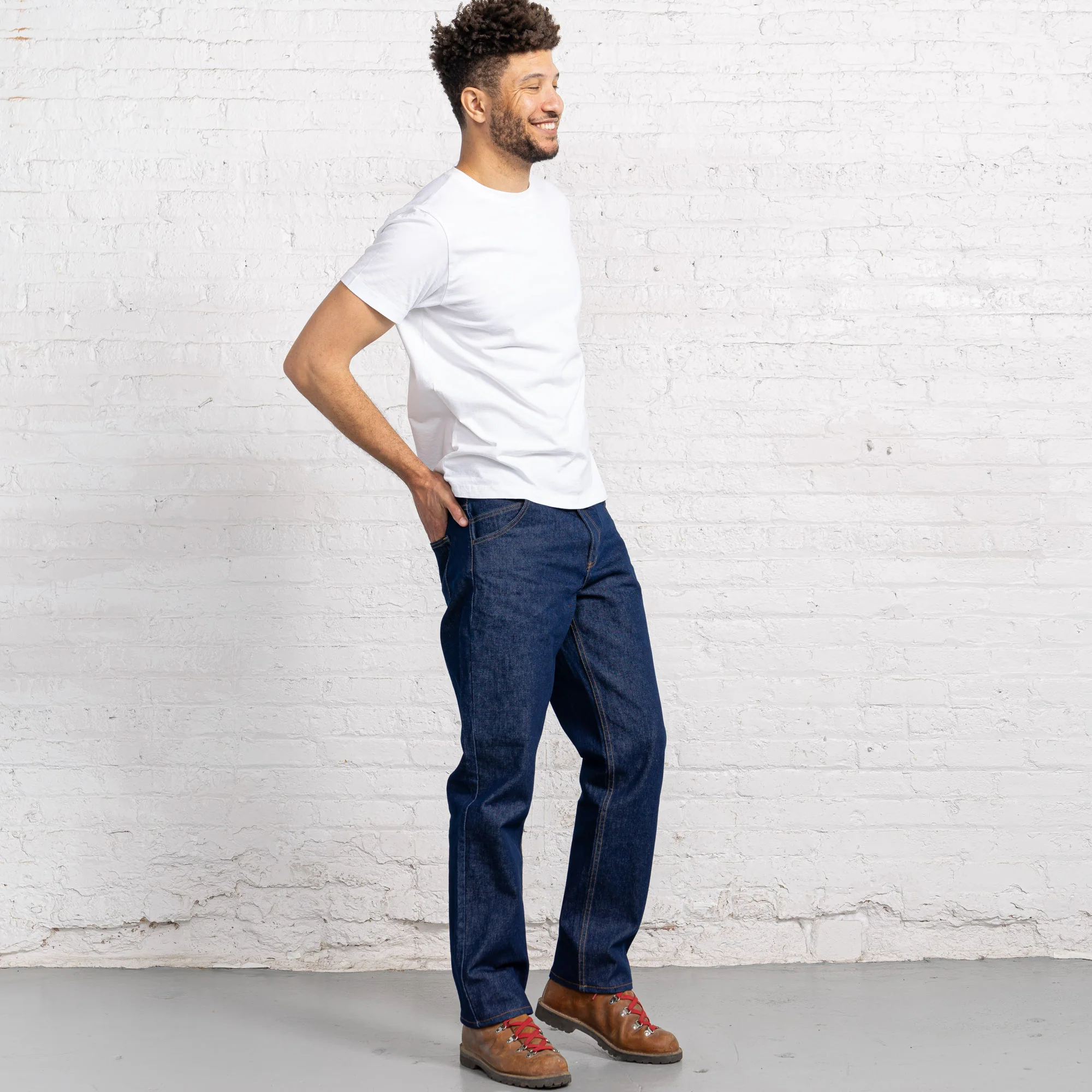 100% Cotton Relaxed Fit Dark Wash - Image 4