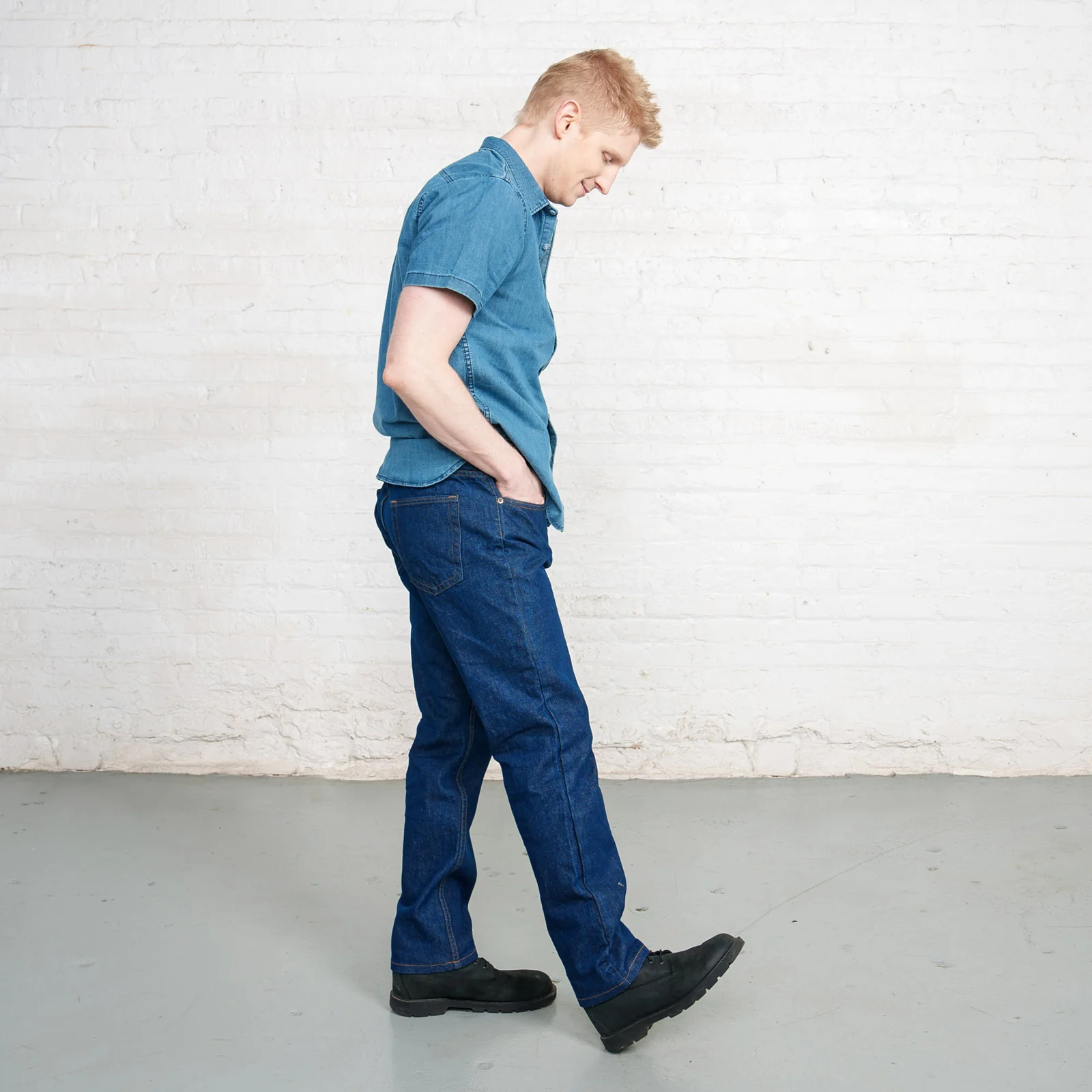 100% Cotton Tailored Fit Dark Wash - Image 5