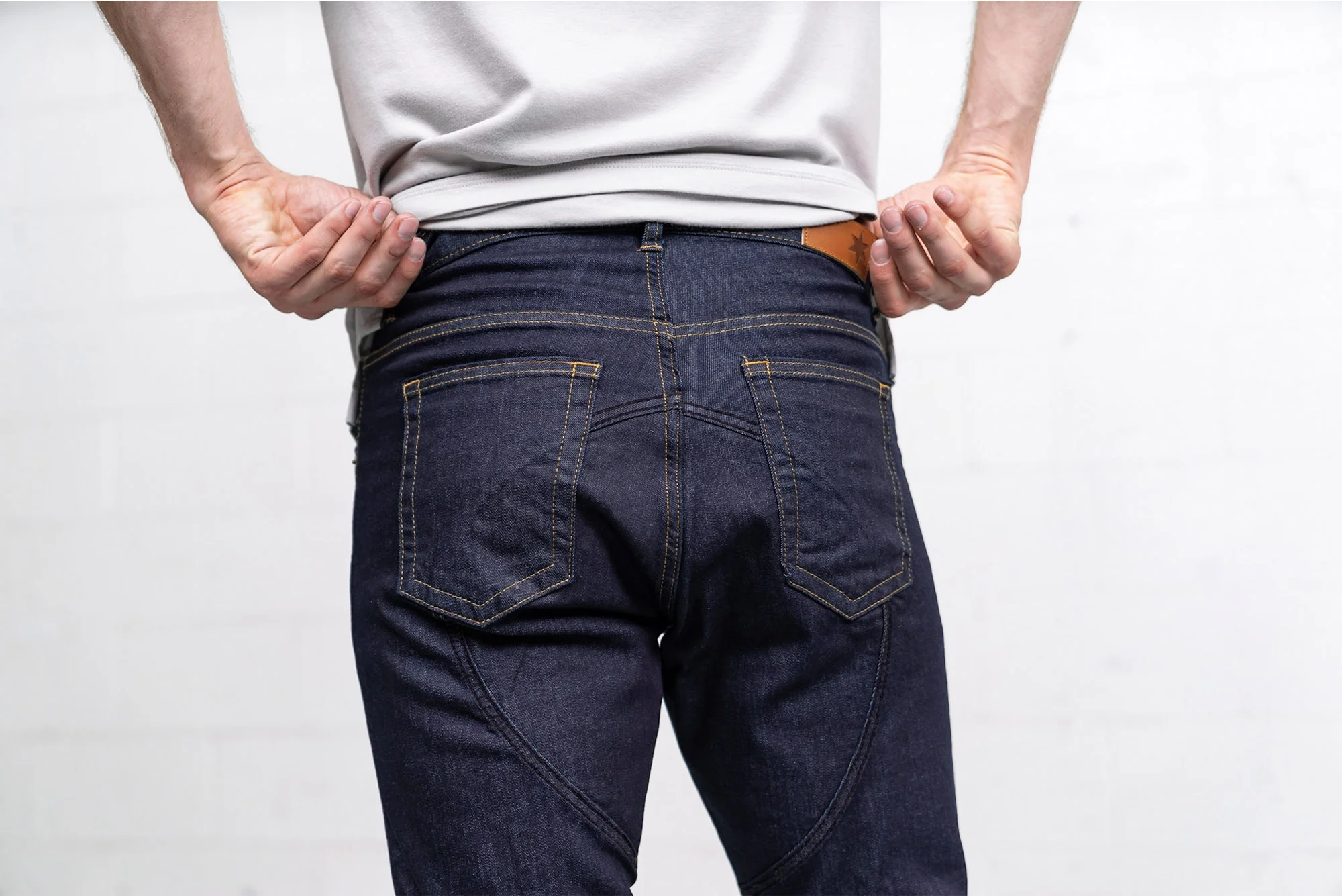 Commuter Dark Wash - Image 10