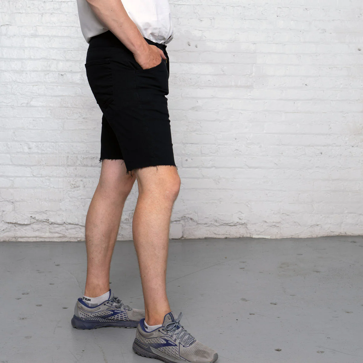 Commuter Shorts - Black - Image 4