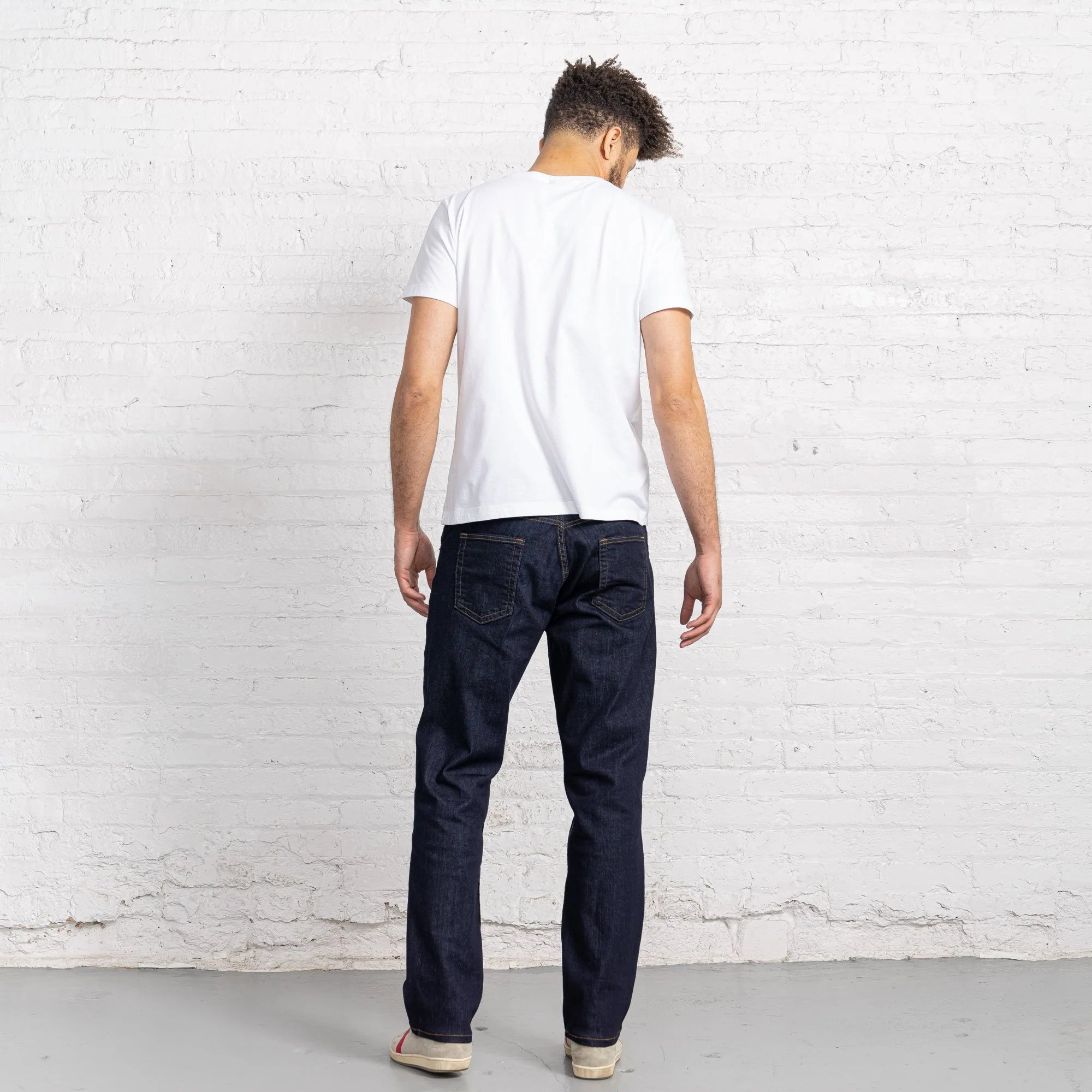 Relaxed Fit Dark Wash - Image 5