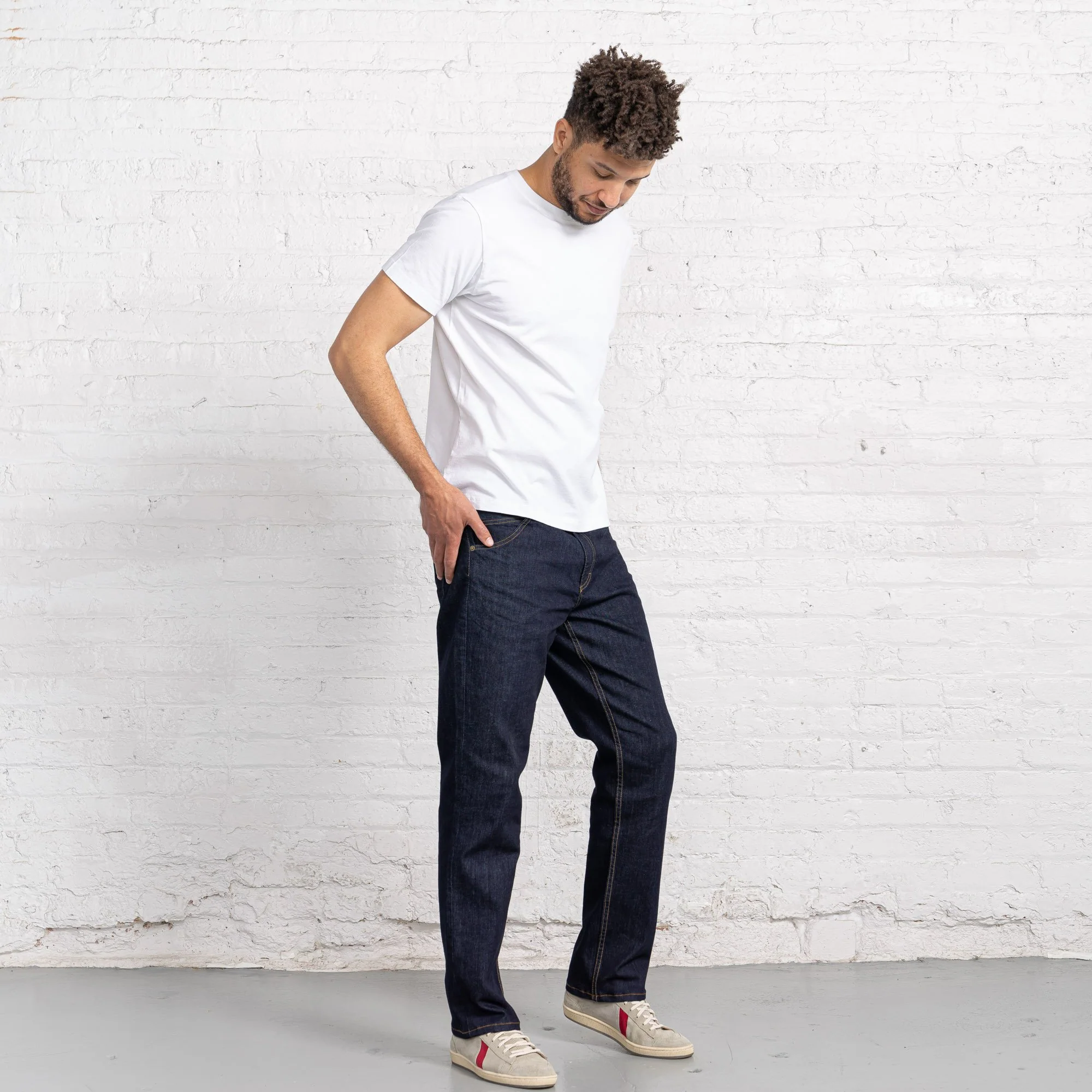 Relaxed Fit Dark Wash - Image 6