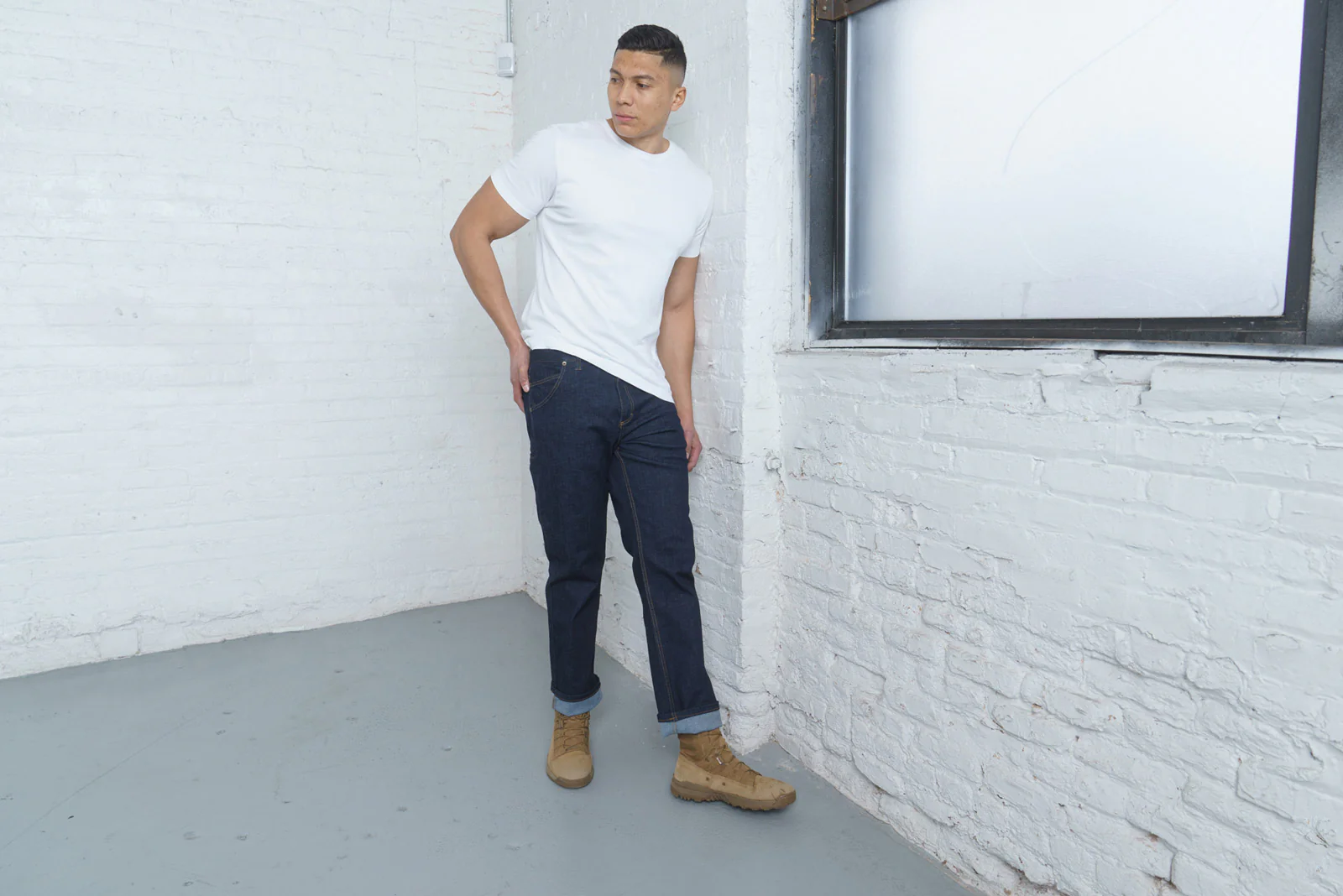 Relaxed Fit Dark Wash 6 Pocket - Image 10