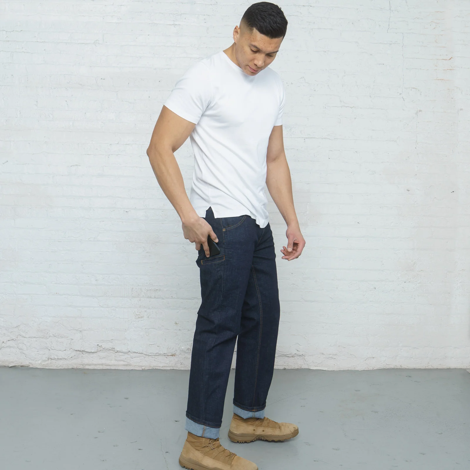 Relaxed Fit Dark Wash 6 Pocket - Image 3