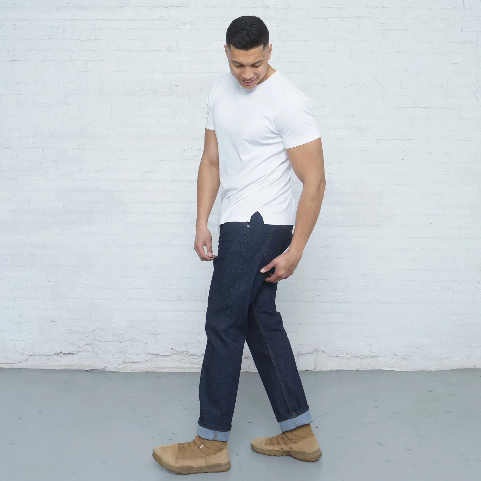 Relaxed Fit Dark Wash 6 Pocket - Image 7