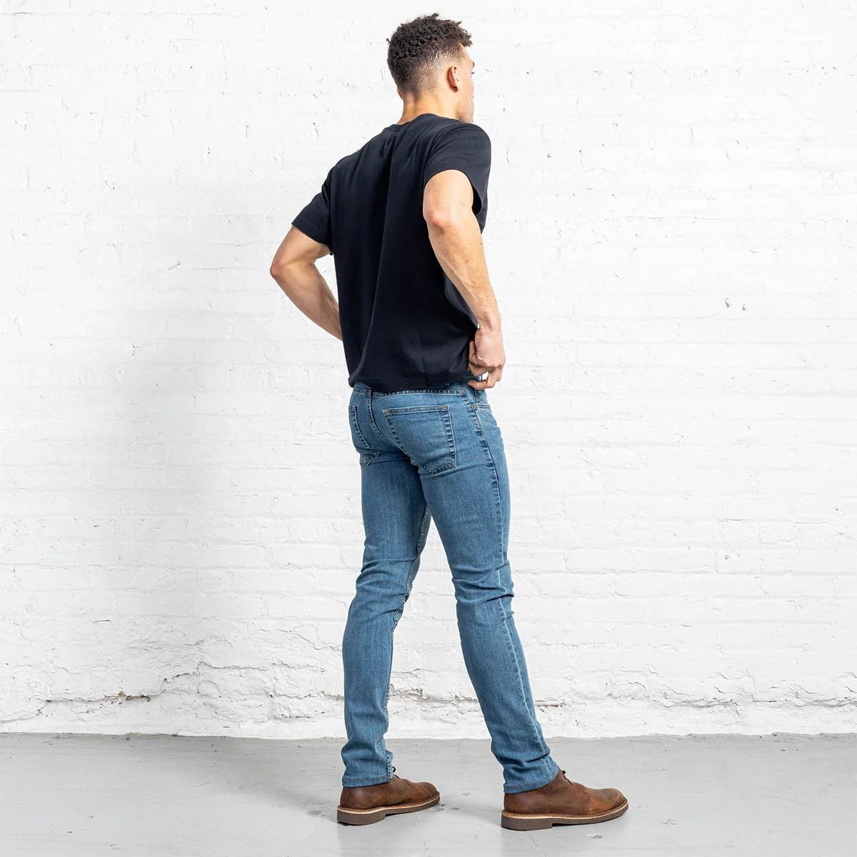 Slim Fit Light Wash - Image 5