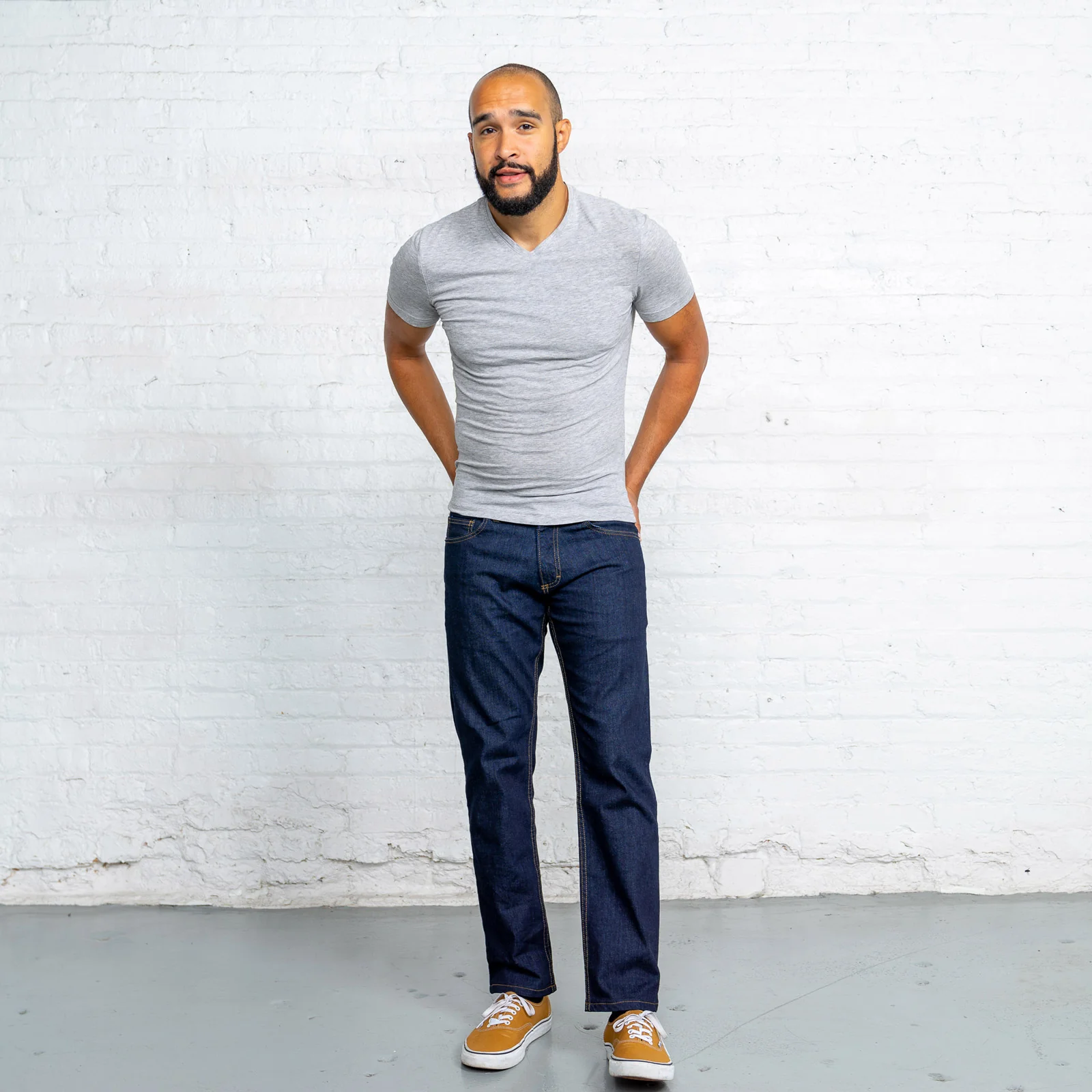 Tailored Fit Dark Wash 6 Pocket - Image 4