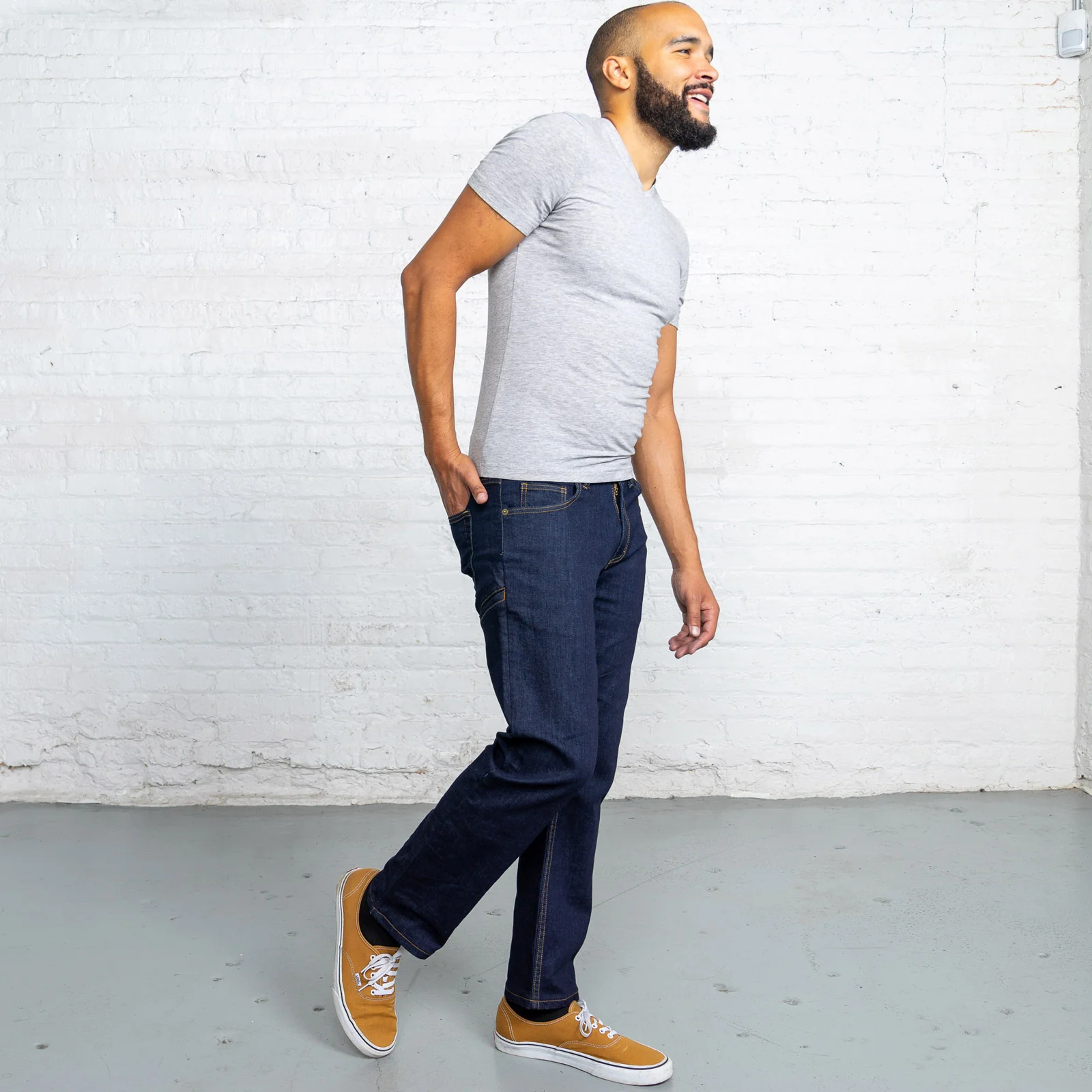 Tailored Fit Dark Wash 6 Pocket - Image 6