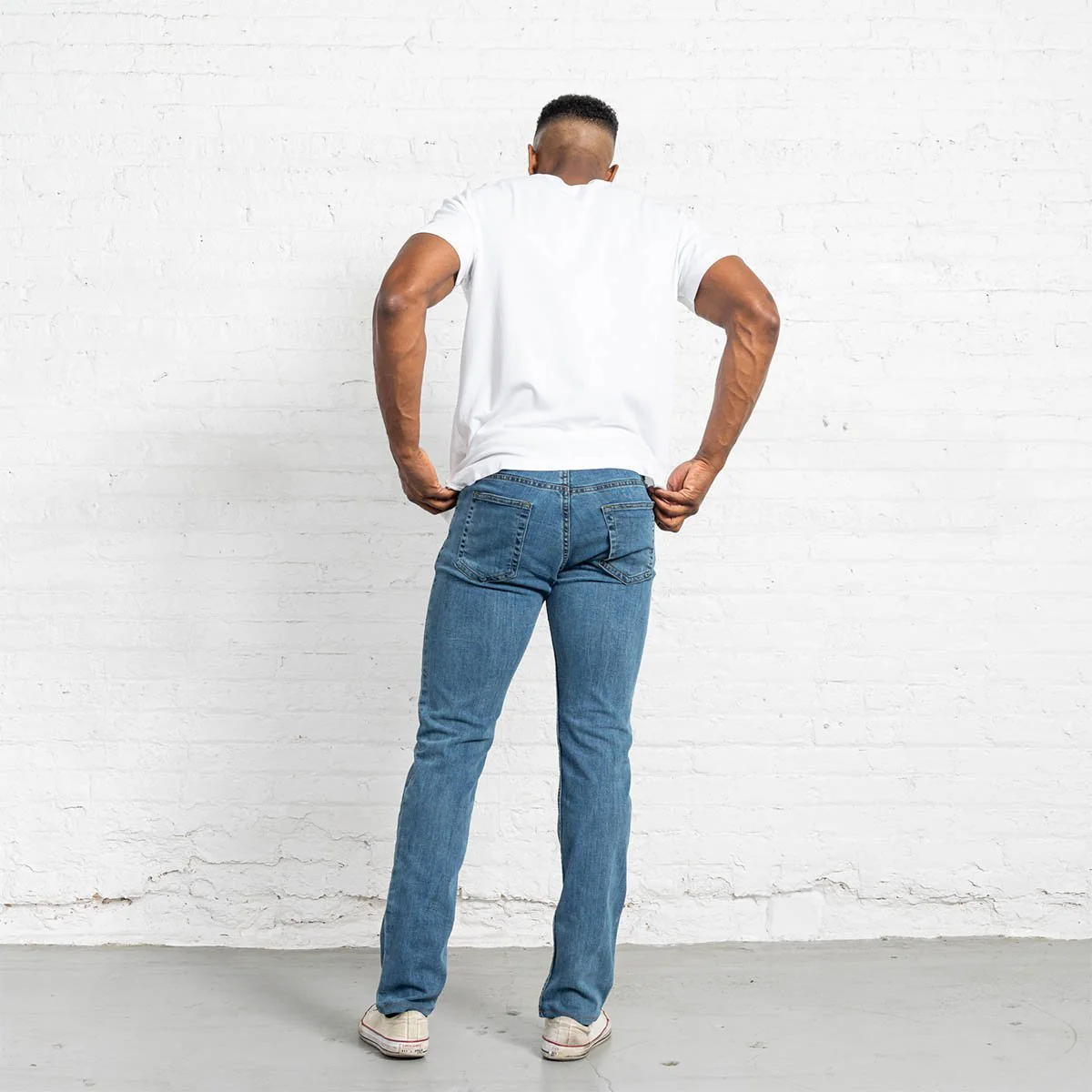 Tailored Fit Light Wash - Image 6