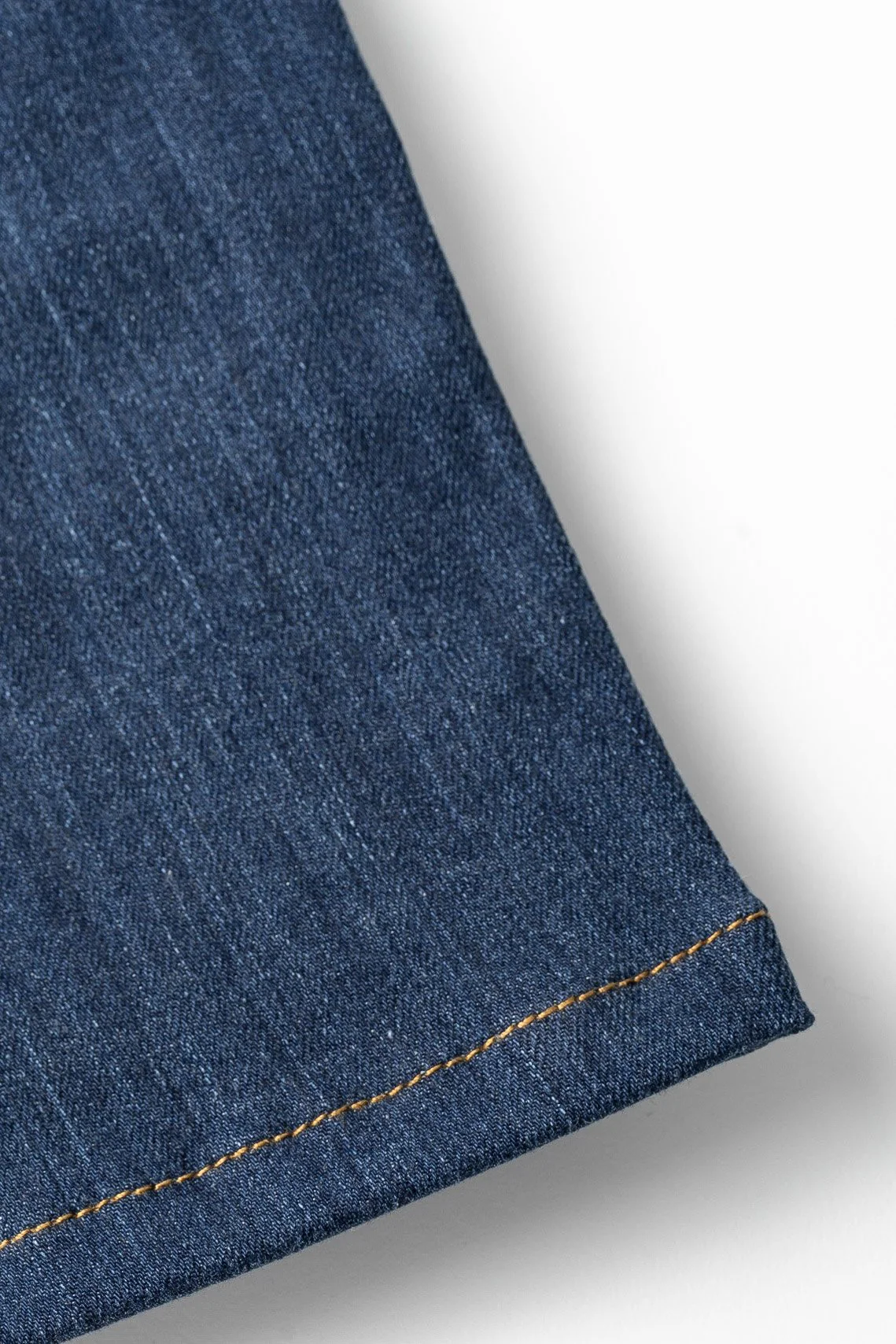 Tailored Fit Medium Wash - Image 11