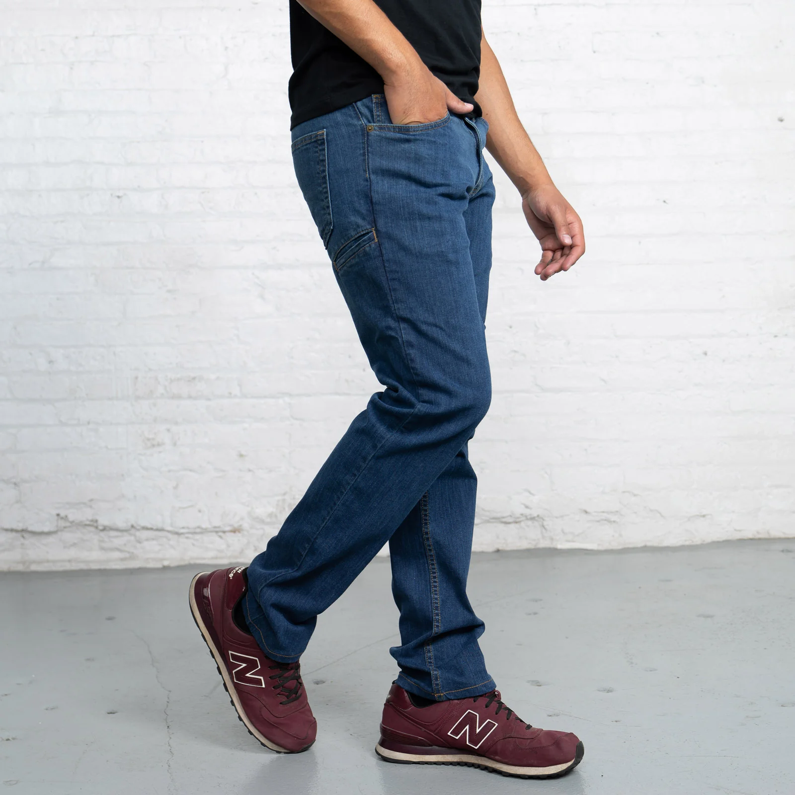 Tailored Fit Medium Wash 6 Pocket - Image 3