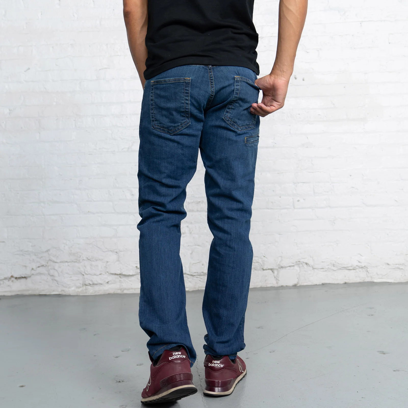 Tailored Fit Medium Wash 6 Pocket - Image 4