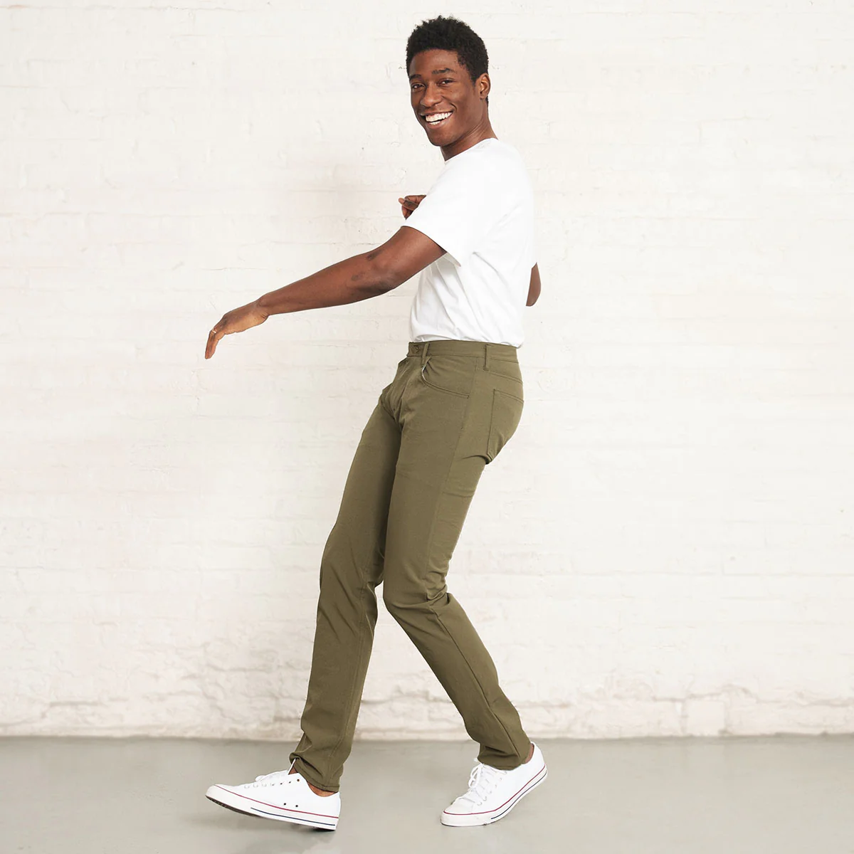 Tailored Technical - Olive - Image 4