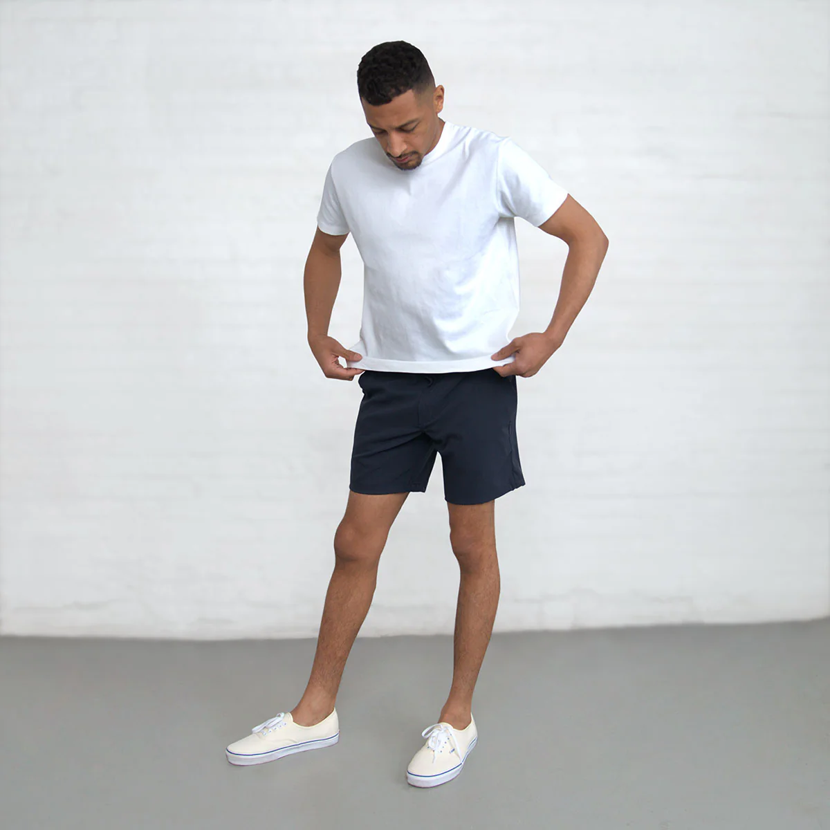 Tailored Technical Shorts - Navy - Image 11